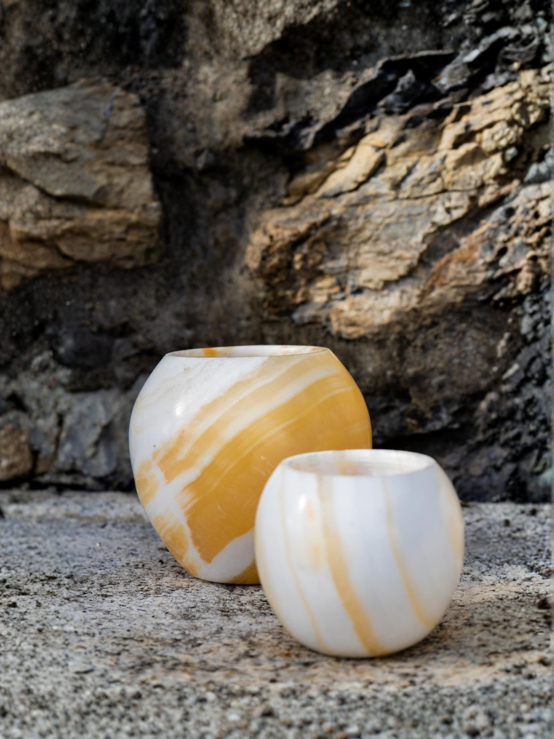 Candle holder rounded